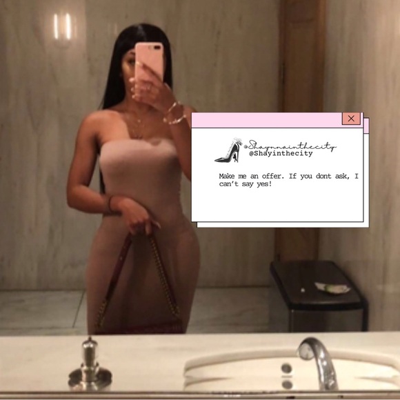 🛍️🪞Check out my Closet 🛍️🪞Like this post to be notified I am LIVE - Picture 13 of 17